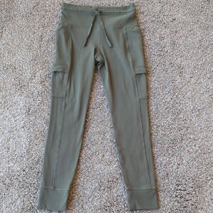 Athleta Salutation Cargo Tight - Moss S